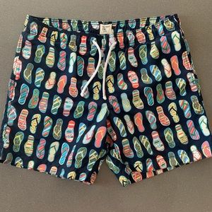 Old Navy men’s swim trunk